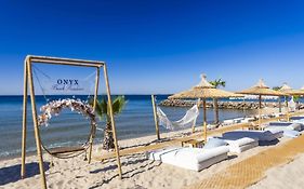 Onyx Beach Residence